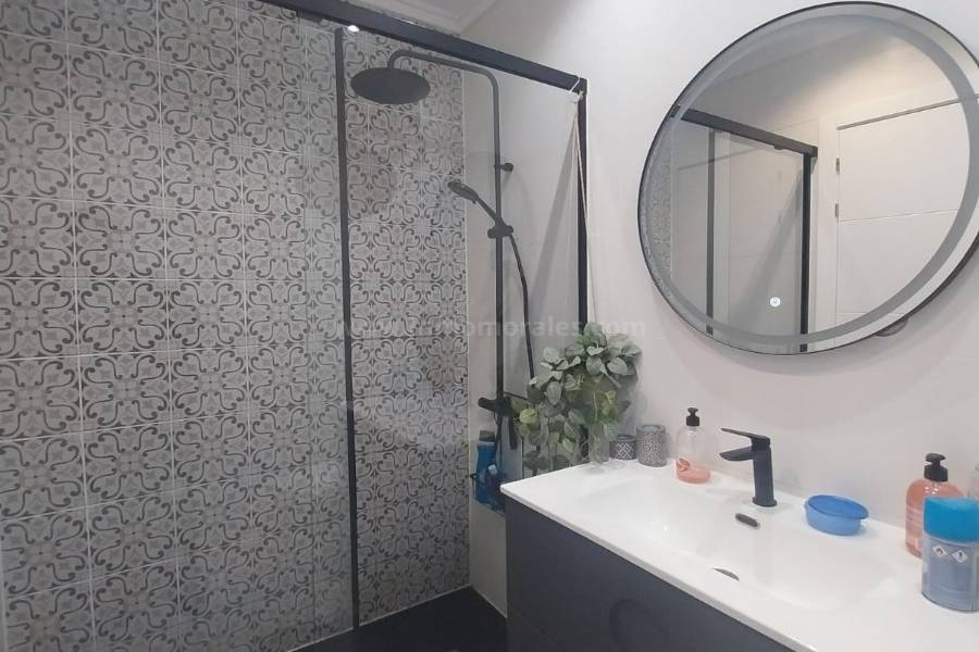 Resale - Apartment  - La Mata