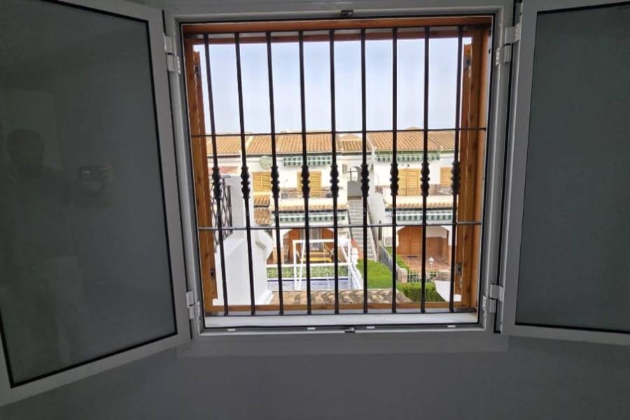 Resale - Apartment  - La Mata