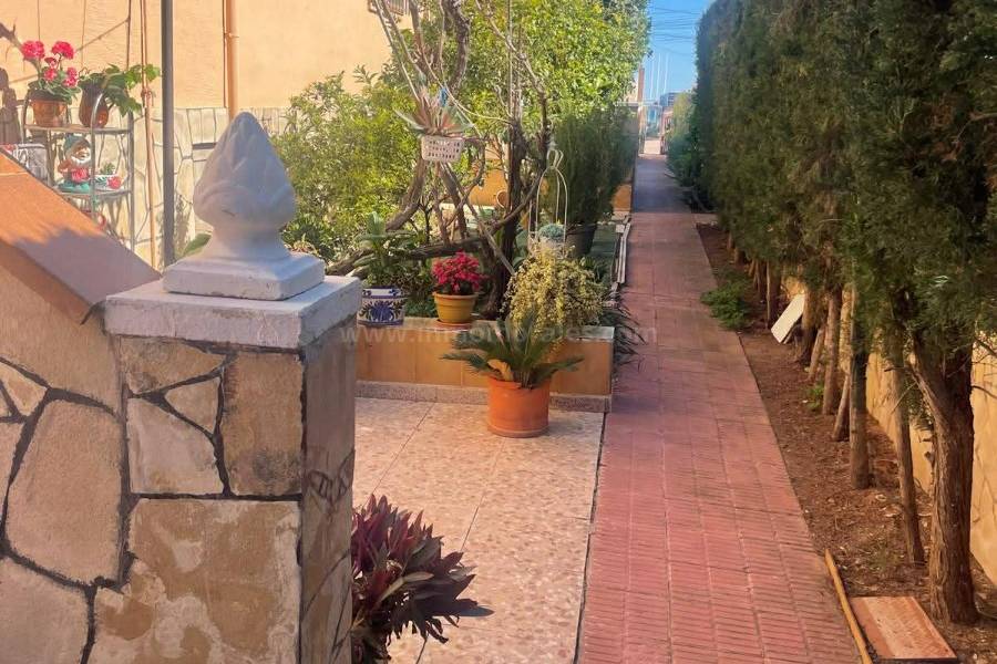 Revente - Maison Jumelée - La Mata