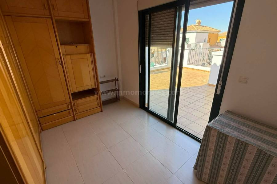 Venta - Semi adosada - Almoradí