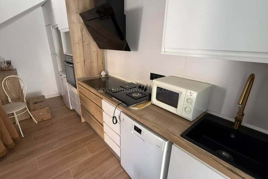 Venta - Semi adosada - Almoradí