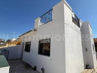 Venta - Semi adosada - Almoradí