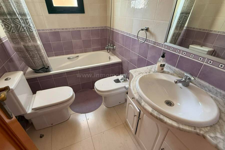 Venta - Semi adosada - Almoradí