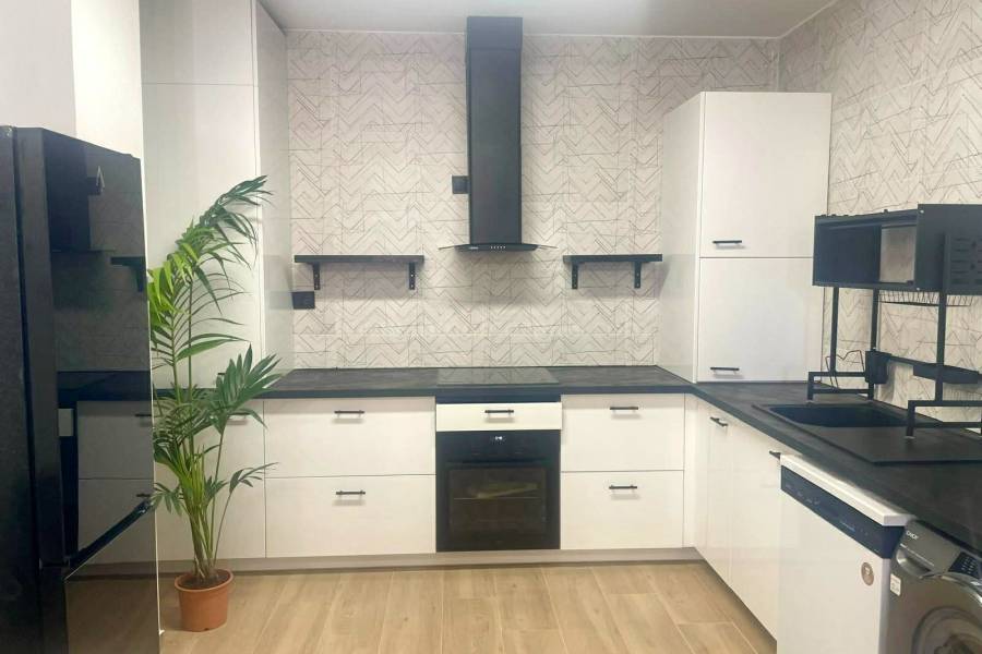 Resale - Apartment  - La Mata