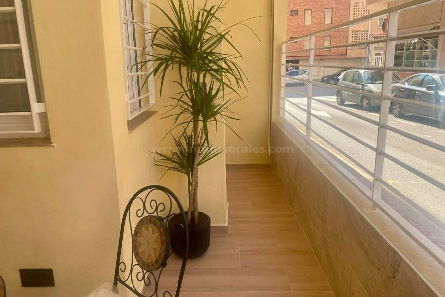 Resale - Apartment  - La Mata