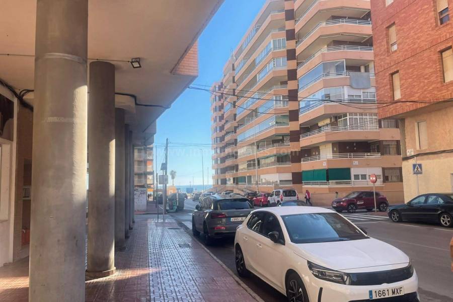Resale - Apartment  - La Mata
