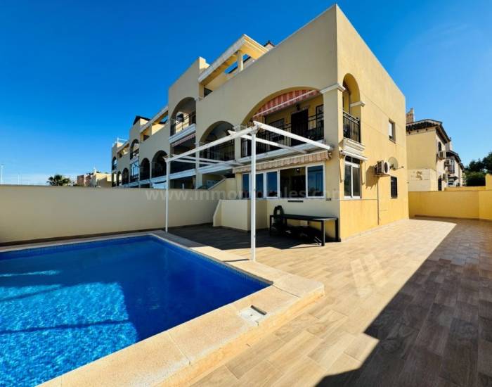 Apartment  - Resale - La Mata - La Mata