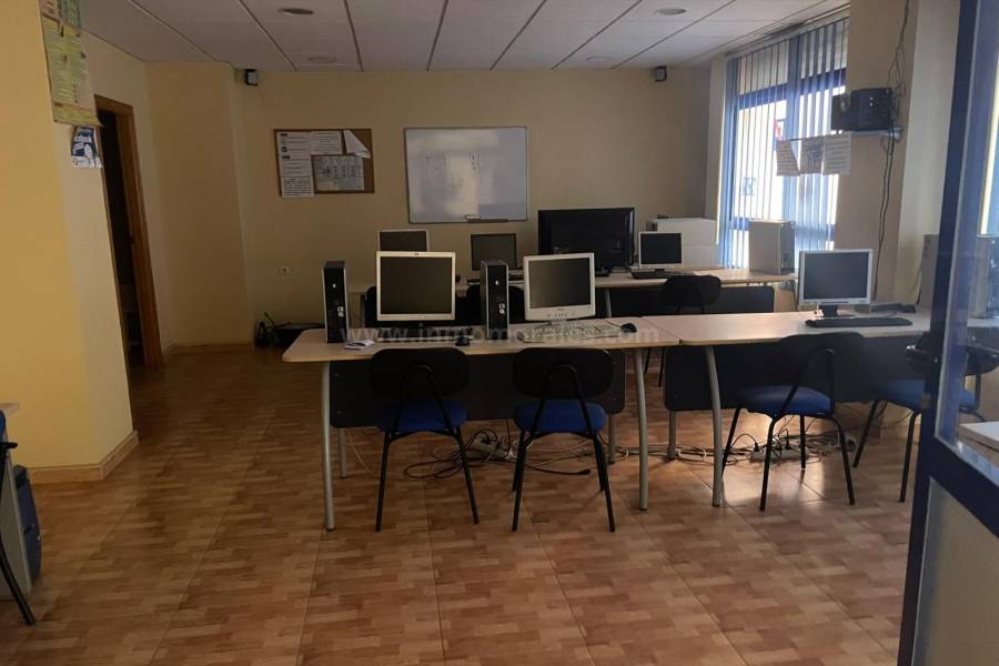 Venta - Local Comercial - Almoradí