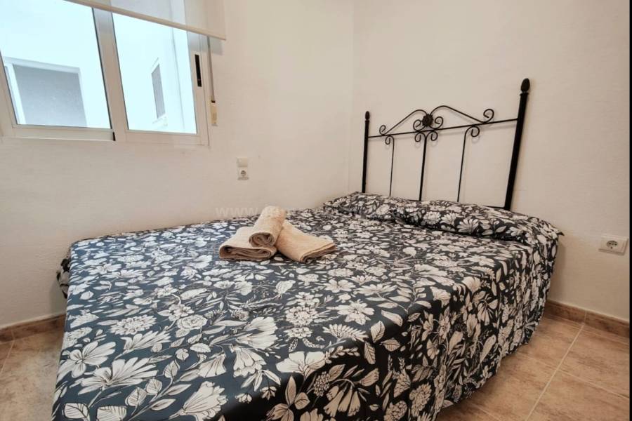 Wiederverkauf - Wohnung/Apartment - Torrevieja - Playa del Cura