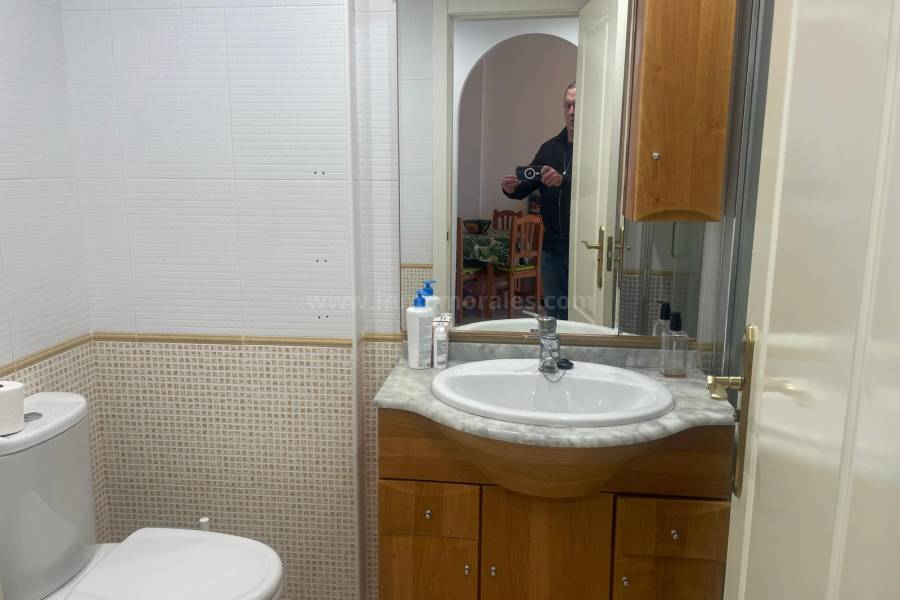 Herverkoop - Appartement - Almoradí