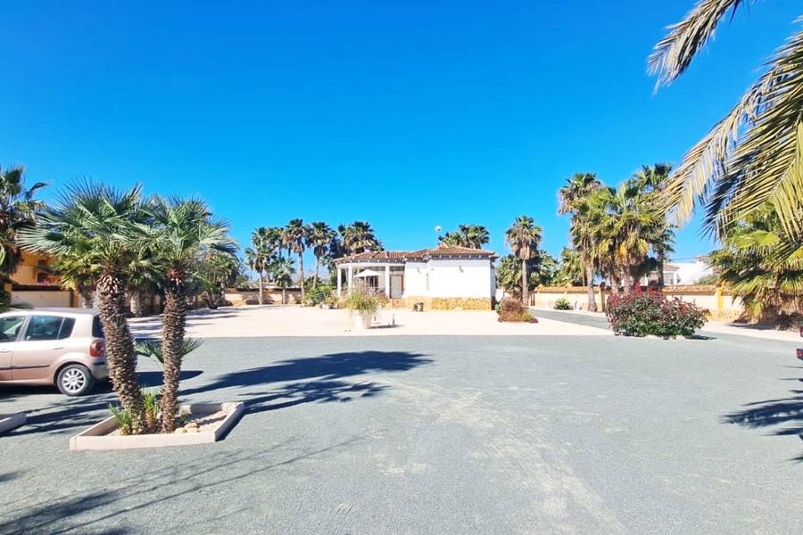 Wiederverkauf - Villa ( Finca ) - Catral