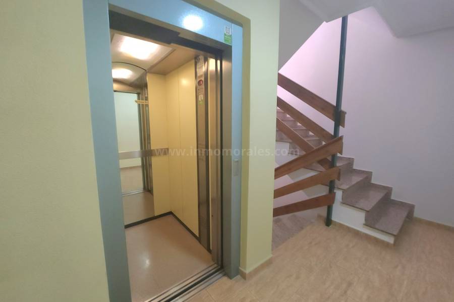 Herverkoop - Appartement - Almoradí