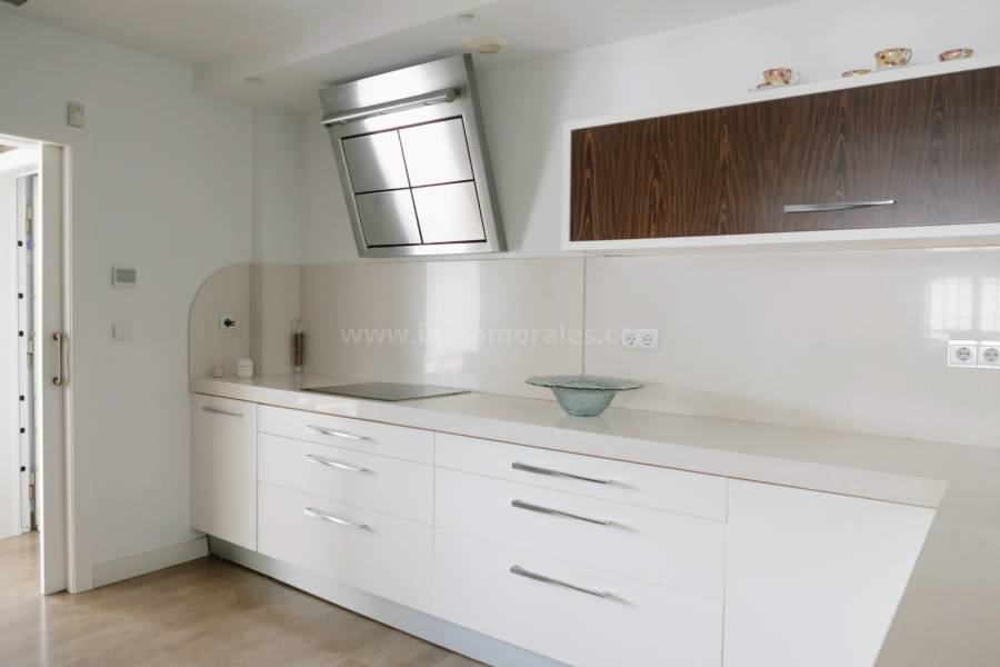 Resale - Detached House / Villa  - San Fulgencio - Urb. La Marina