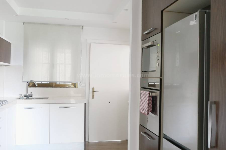 Resale - Detached House / Villa  - San Fulgencio - Urb. La Marina