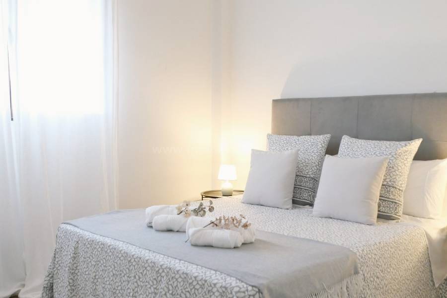 Resale - Detached House / Villa  - San Fulgencio - Urb. La Marina