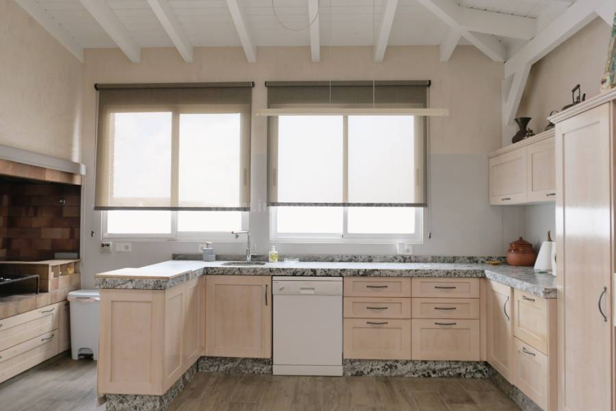 Resale - Detached House / Villa  - San Fulgencio - Urb. La Marina