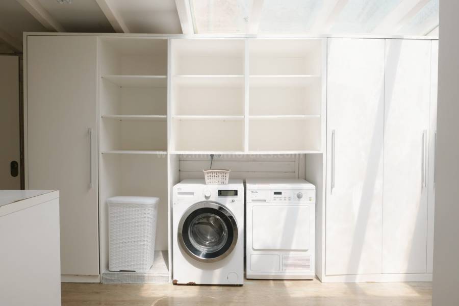 Resale - Detached House / Villa  - San Fulgencio - Urb. La Marina