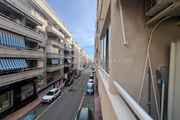 Appartement - Herverkoop - Torrevieja - Torrevieja