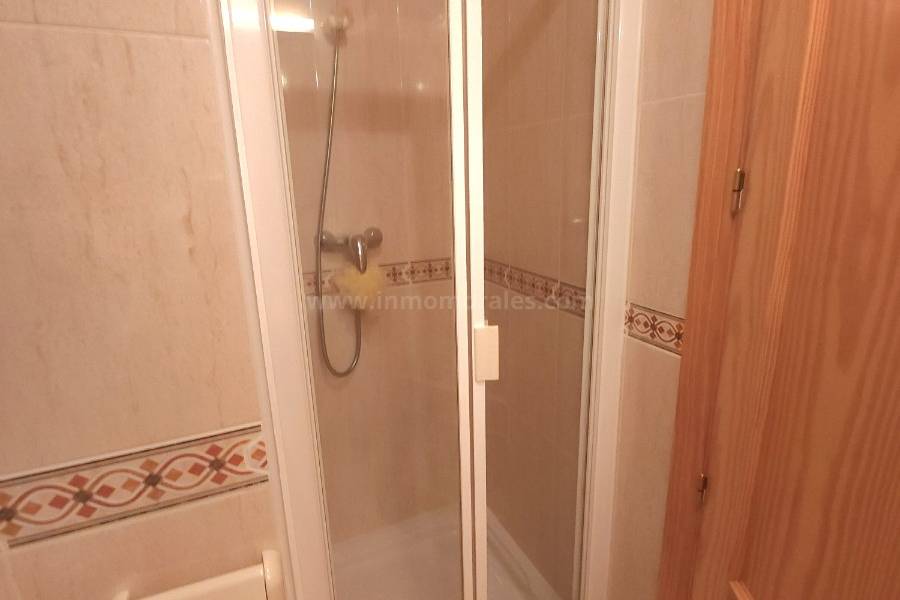 Herverkoop - Penthouse / Dakappartement - Almoradí