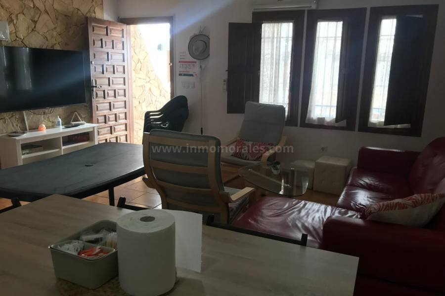 Herverkoop - Half vrijstaande woning - La Mata