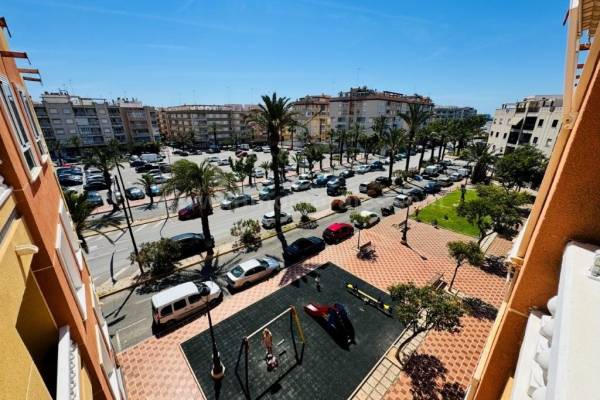 Apartamento / Piso - Venta - Guardamar del Segura - Guardamar del Segura