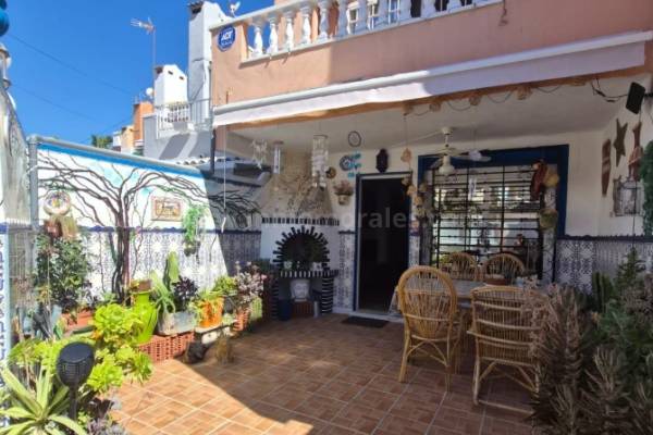 Rijtjeshuis - Herverkoop - Torrevieja - Los Frutales