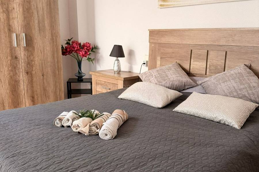 Venta - Apartamento / Piso - Torrevieja