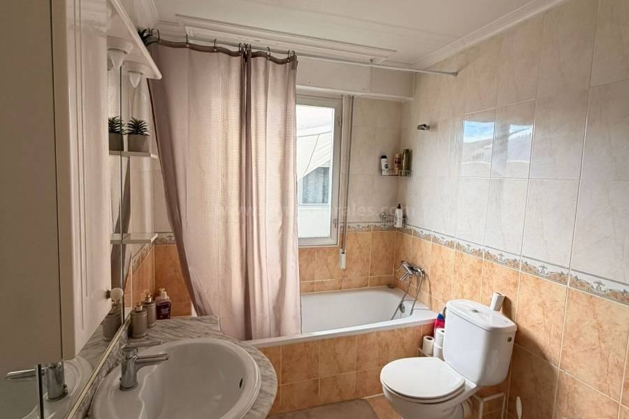 Venta - Apartamento / Piso - Torrevieja
