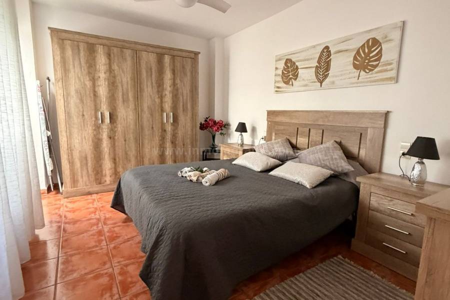Venta - Apartamento / Piso - Torrevieja