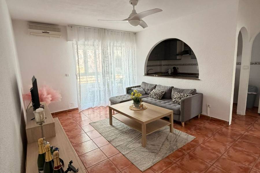 Venta - Apartamento / Piso - Torrevieja