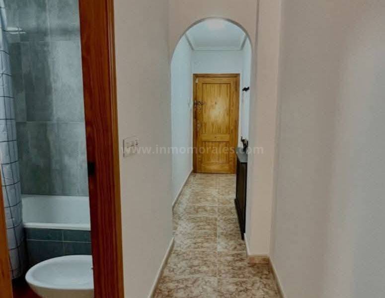 Resale - Apartment  - Torrevieja - Playa del Cura