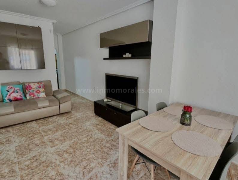 Resale - Apartment  - Torrevieja - Playa del Cura