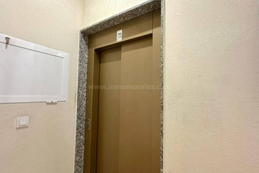 Venta - Apartamento / Piso - Torrevieja - Centro