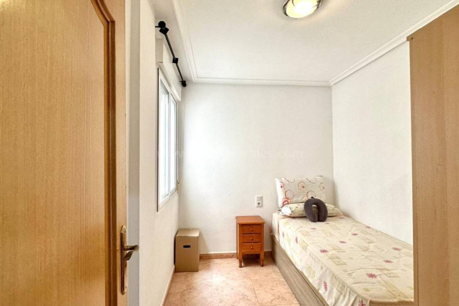 Venta - Apartamento / Piso - Torrevieja - Centro