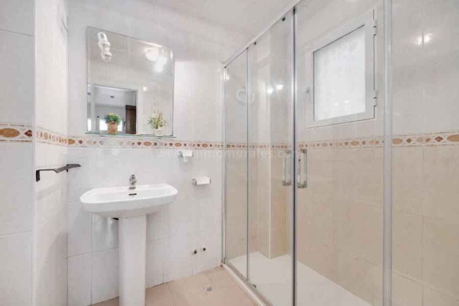 Venta - Apartamento / Piso - Torrevieja - Playa de los Náufragos