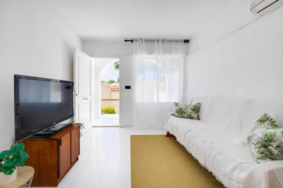 Venta - Apartamento / Piso - Torrevieja - Los Balcones