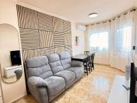 Resale - Apartment  - Torrevieja - Playa de los Locos