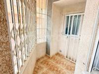 Resale - Apartment  - Torrevieja - Playa de los Locos