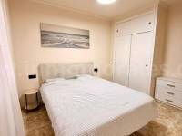 Resale - Apartment  - Torrevieja - Playa de los Locos