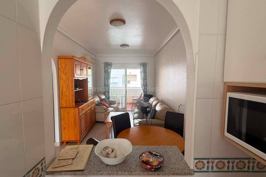 Resale - Apartment  - Almoradí
