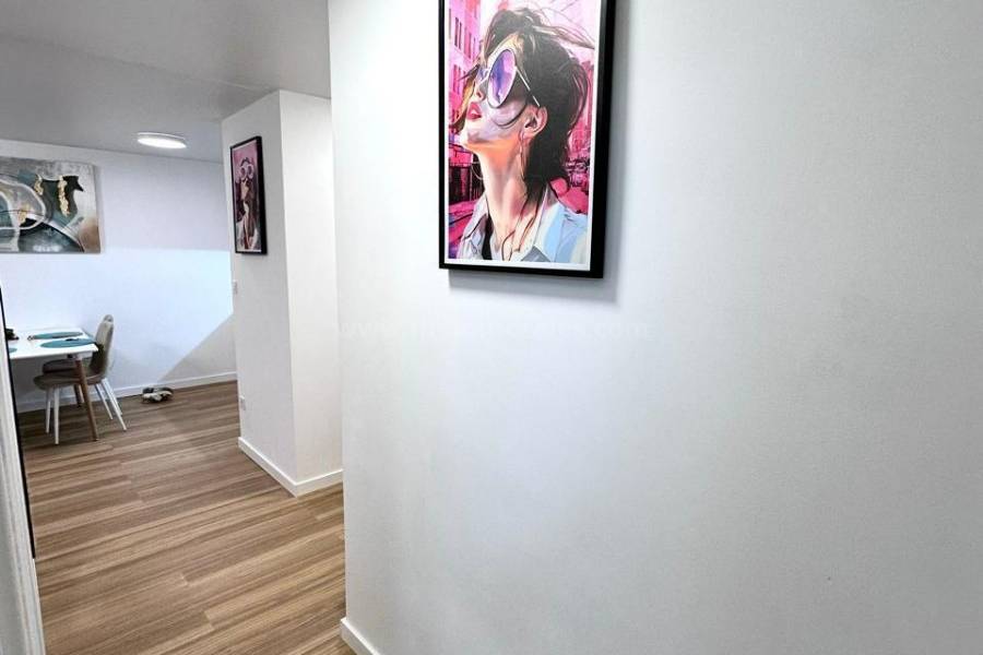 Venta - Apartamento / Piso - Torrevieja - Playa del Cura
