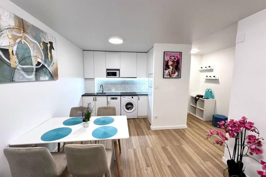 Venta - Apartamento / Piso - Torrevieja - Playa del Cura