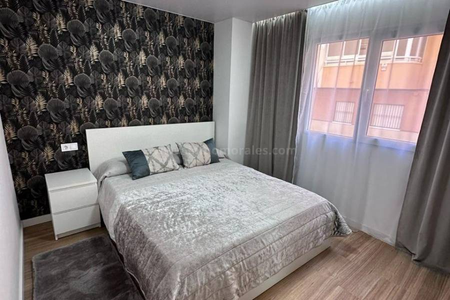 Venta - Apartamento / Piso - Torrevieja - Playa del Cura