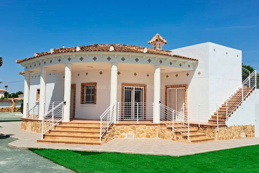Resale - Country Villa   - Catral