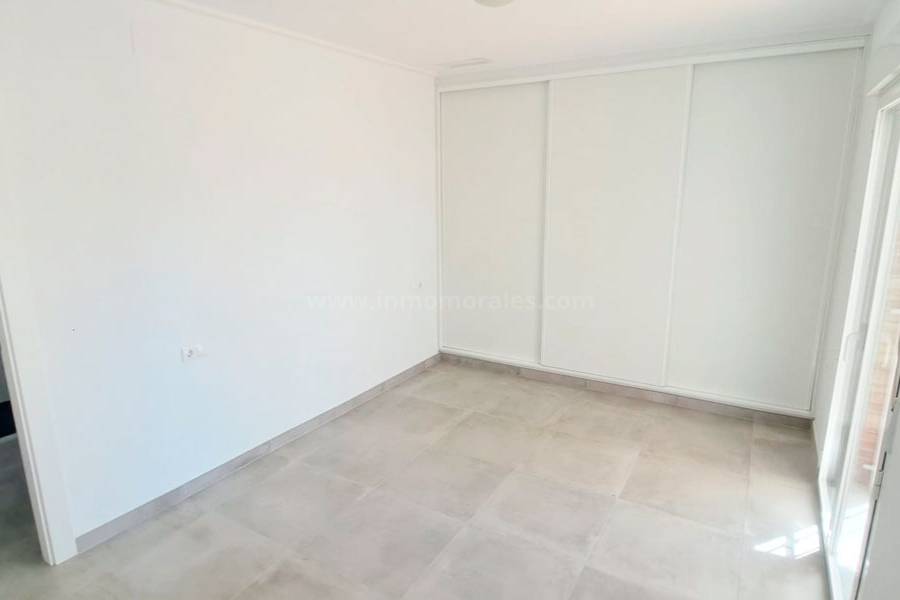 Resale - Country Villa   - Catral