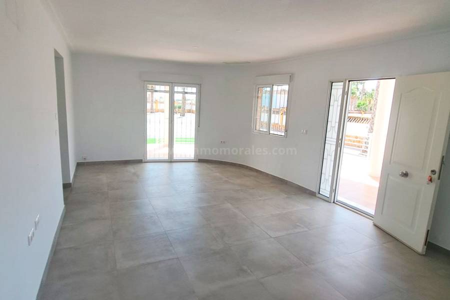 Resale - Country Villa   - Catral