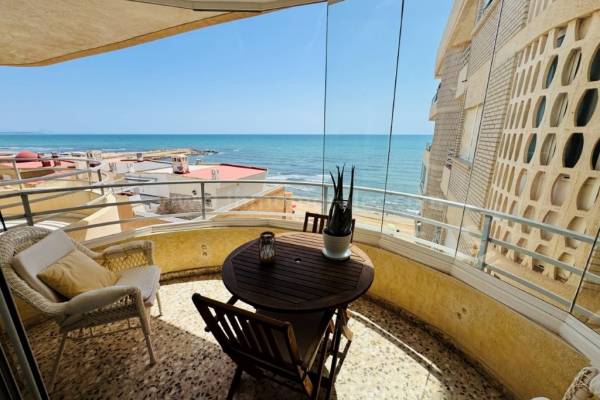Apartamento / Piso - Venta - La Mata - La Mata