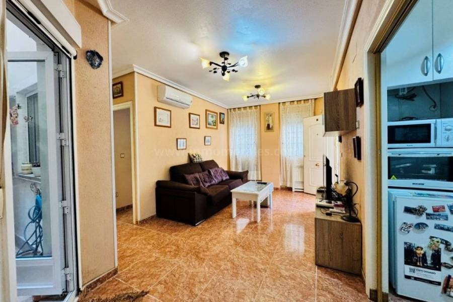 Resale - Apartment  - La Mata