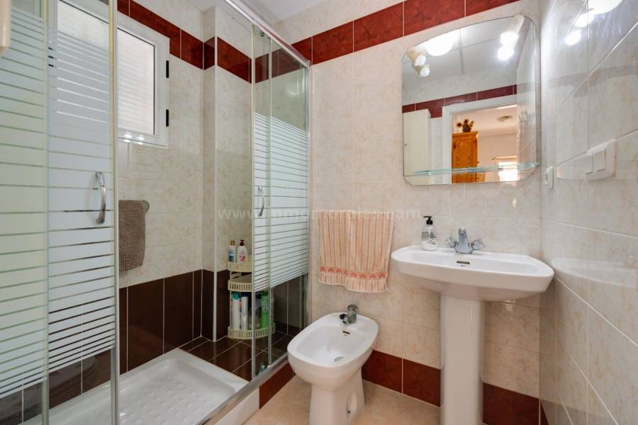 Venta - Apartamento / Piso - Torrevieja - Playa de los Náufragos