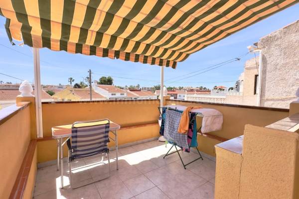 Freistehende Villa / Chalet - Wiederverkauf - Torrevieja - Torreta III